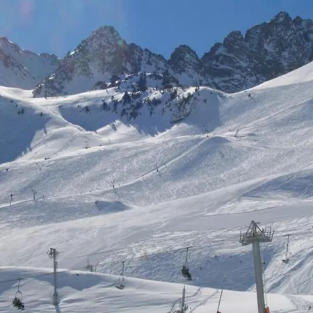 2 Pieces, 6 Pers, Pied Des Pistes, Cosy - Fr-1-404-53 La Mongie