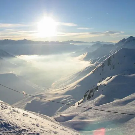 2 Pieces, 6 Pers, Pied Des Pistes, Cosy - Fr-1-404-53 * La Mongie